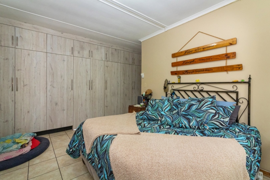 5 Bedroom Property for Sale in Jordania Free State